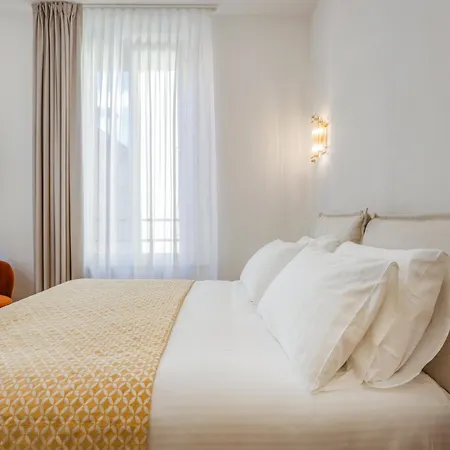 Dimora D'autore - Charm In The Heart Of アパート *