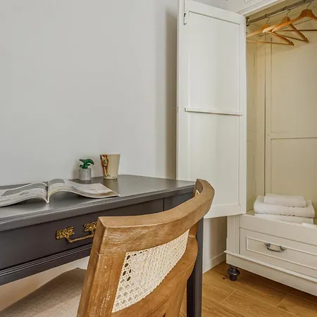 Dimora D'autore - Charm In The Heart Of アパート