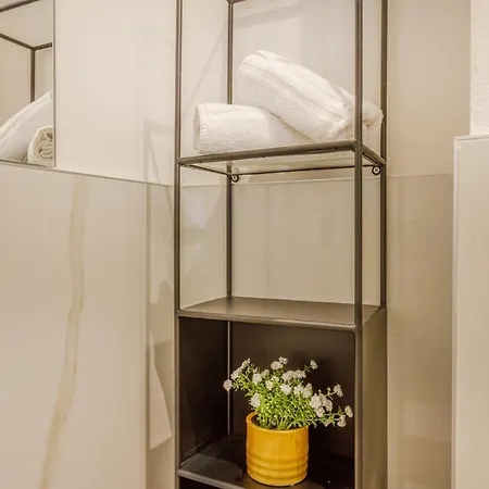 アパート Dimora D'autore - Charm In The Heart Of