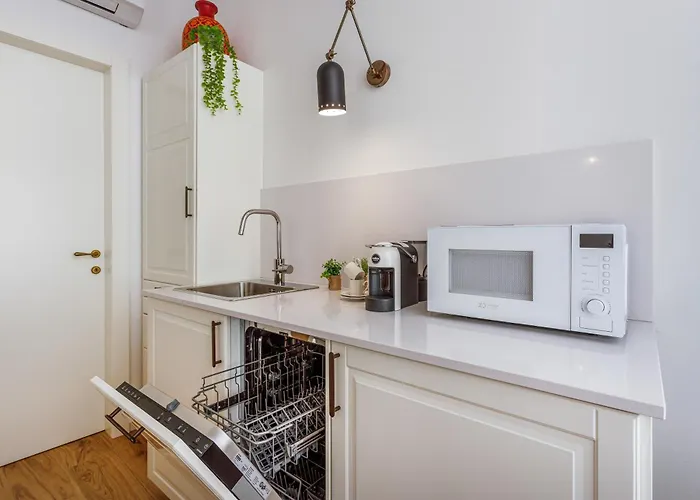 דירה Dimora D'autore - Charm In The Heart Of מודנה